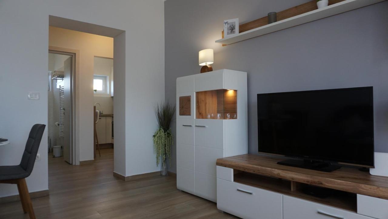 Apartman Luka 普拉 外观 照片