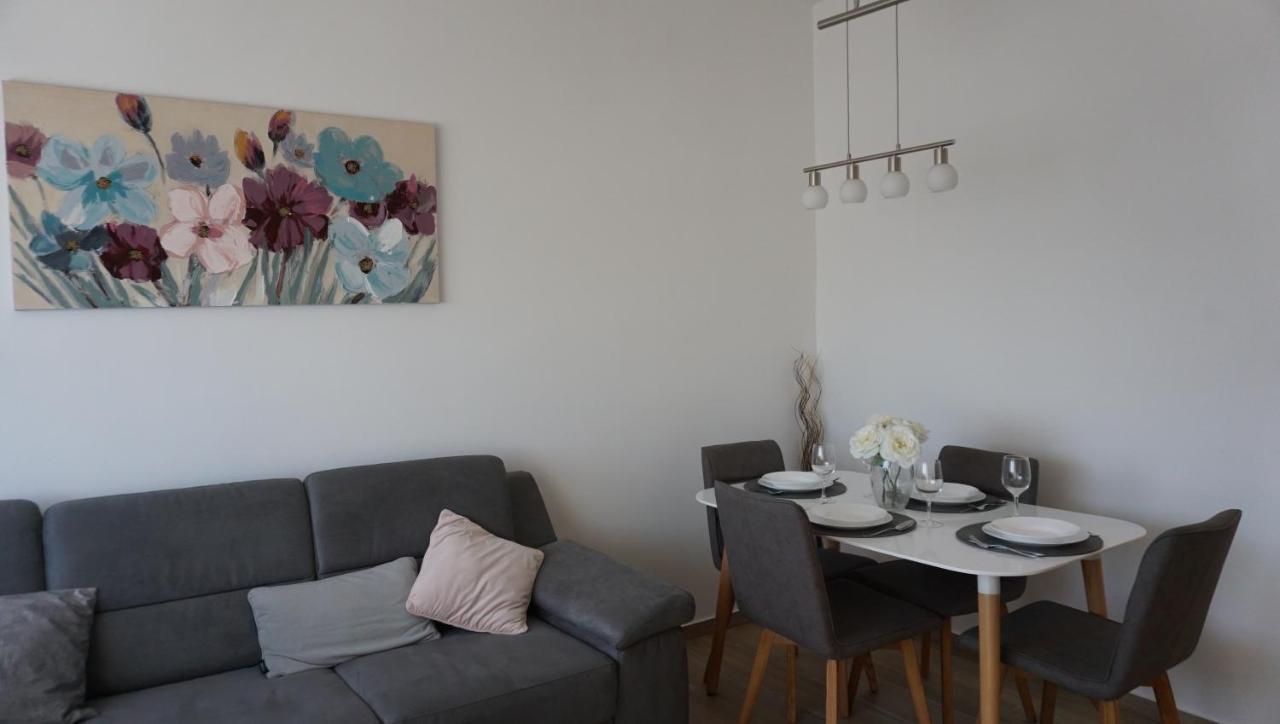 Apartman Luka 普拉 外观 照片