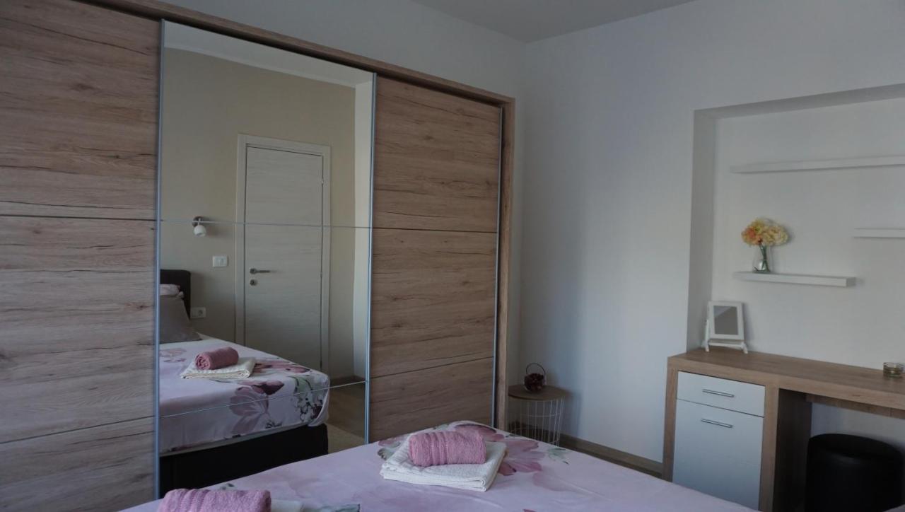 Apartman Luka 普拉 外观 照片