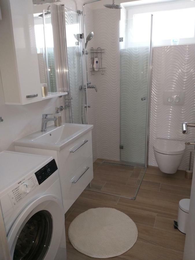 Apartman Luka 普拉 外观 照片