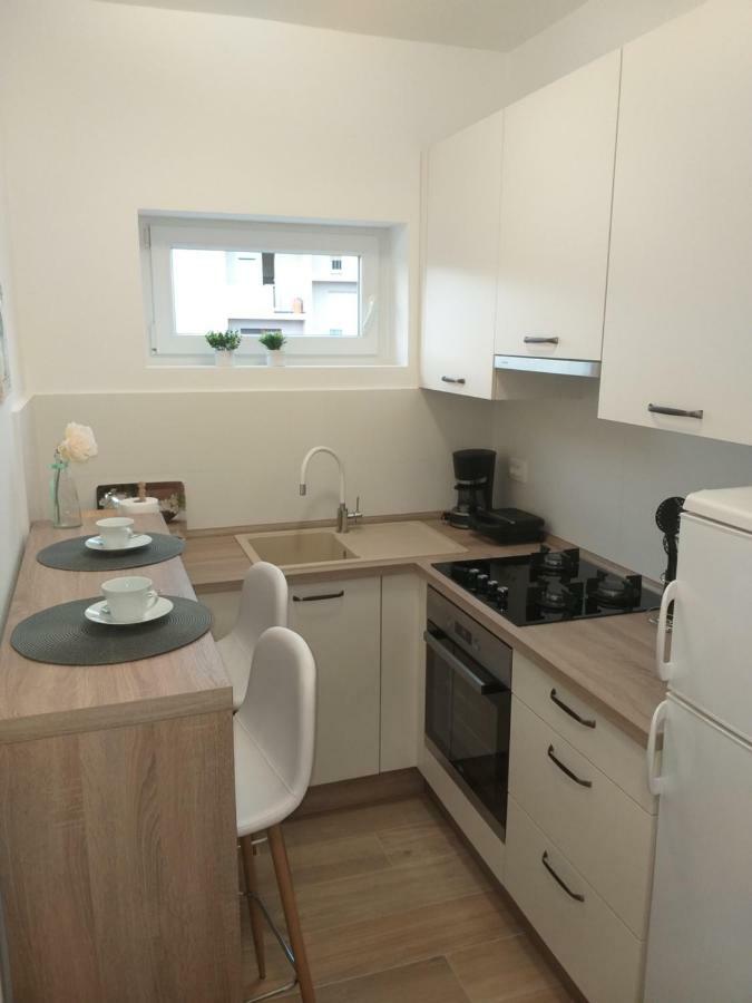 Apartman Luka 普拉 外观 照片