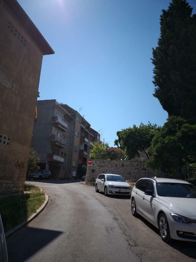 Apartman Luka 普拉 外观 照片