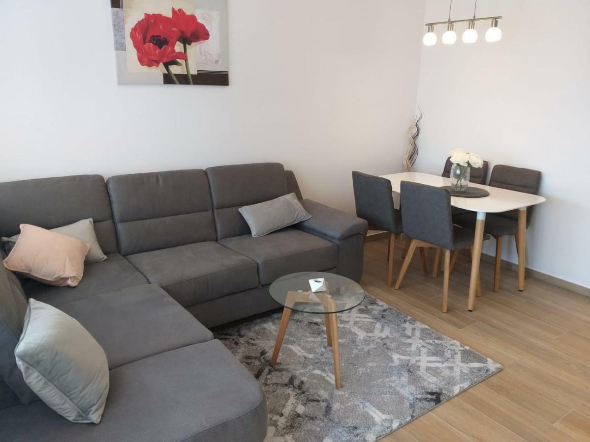 Apartman Luka 普拉 外观 照片